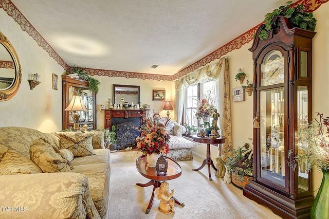 3900 Thornton Drive, Kingsport, TN 37664