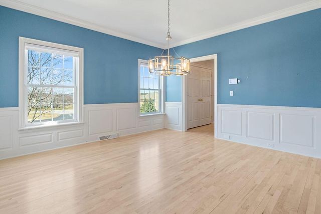 W235S4478 Amber COURT, Waukesha, WI 53189