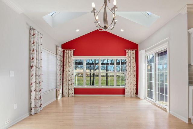 W235S4478 Amber COURT, Waukesha, WI 53189