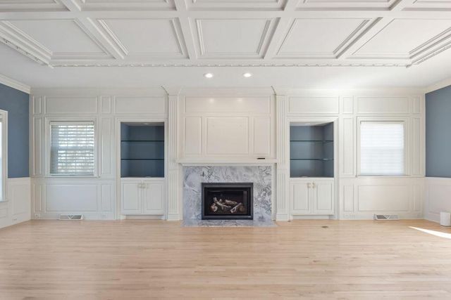 W235S4478 Amber COURT, Waukesha, WI 53189