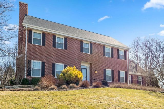 W235S4478 Amber COURT, Waukesha, WI 53189