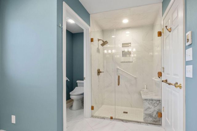 W235S4478 Amber COURT, Waukesha, WI 53189