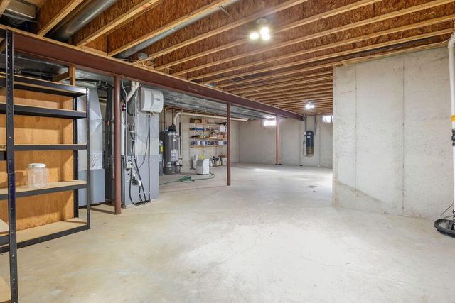 W235S4478 Amber COURT, Waukesha, WI 53189