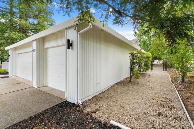 6942 Pera Dr, Rancho Murieta, CA 95683