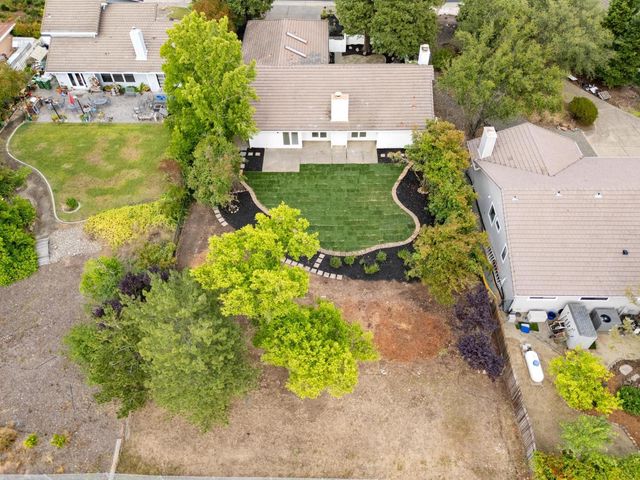 6942 Pera Dr, Rancho Murieta, CA 95683