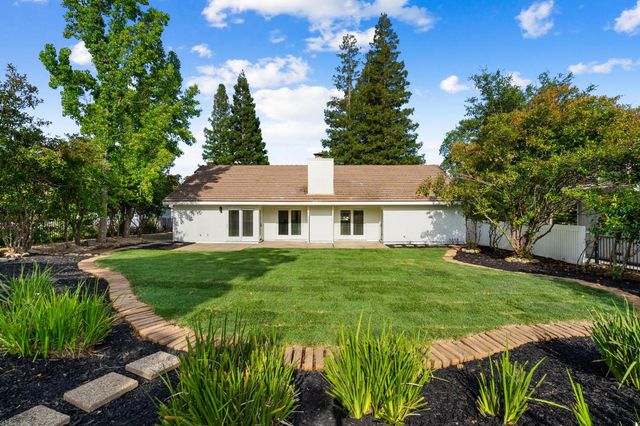 6942 Pera Dr, Rancho Murieta, CA 95683