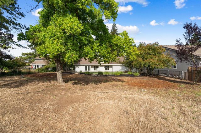 6942 Pera Dr, Rancho Murieta, CA 95683