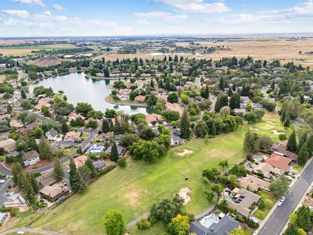 6942 Pera Dr, Rancho Murieta, CA 95683