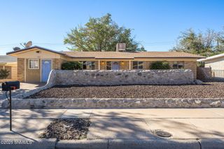 1836 Bromilow Street, Las Cruces, NM 88001