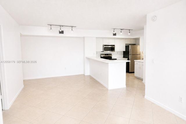 2600 S University Drive 110, Davie, FL 33328