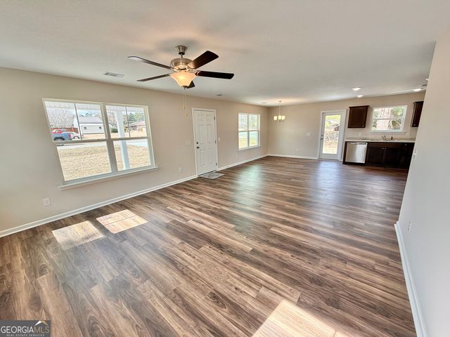 103 Continental Street, Glennville, GA 30427