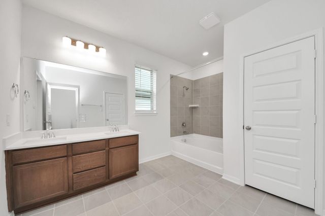 18211 Hidden Dahlia Drive, Tomball, TX 77377