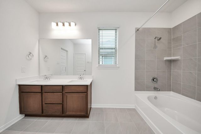 18211 Hidden Dahlia Drive, Tomball, TX 77377