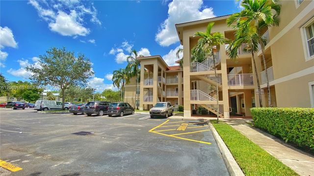 2941 Riverside Drive 304, Coral Springs, FL 33065