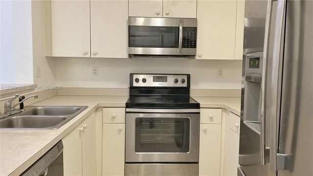 2941 Riverside Drive 304, Coral Springs, FL 33065