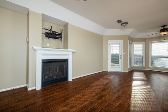 270 Stone Mountain Road, Cresson, TX 76035