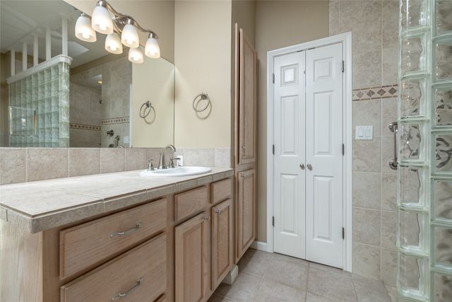 270 Stone Mountain Road, Cresson, TX 76035