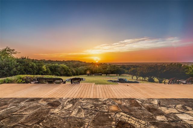 270 Stone Mountain Road, Cresson, TX 76035