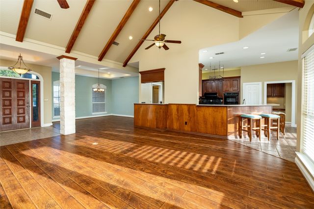 270 Stone Mountain Road, Cresson, TX 76035