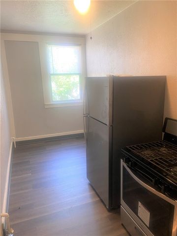 125 Margaret St, Mt Oliver, PA 15210