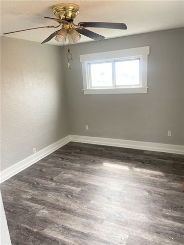 125 Margaret St, Mt Oliver, PA 15210