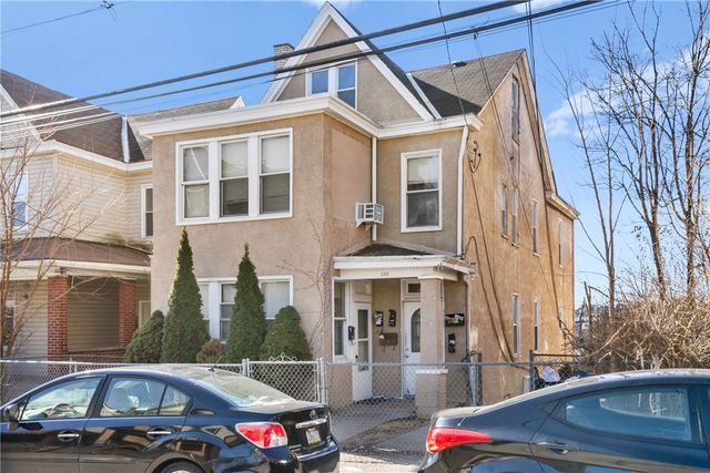 125 Margaret St, Mt Oliver, PA 15210