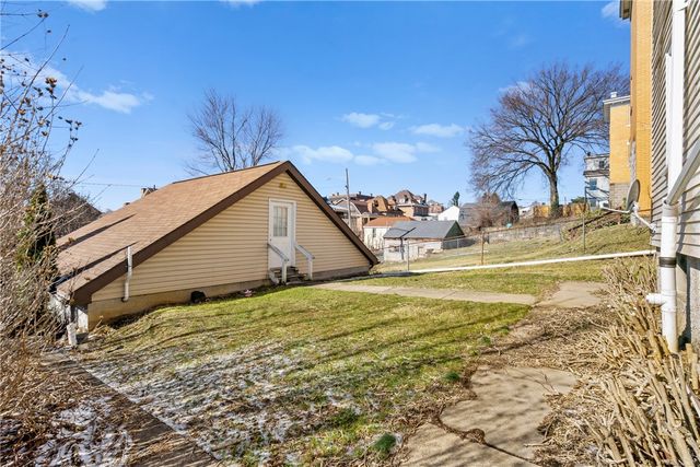 125 Margaret St, Mt Oliver, PA 15210