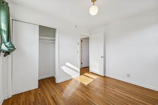 1928 Valley Park Dr, Nashville, TN 37216