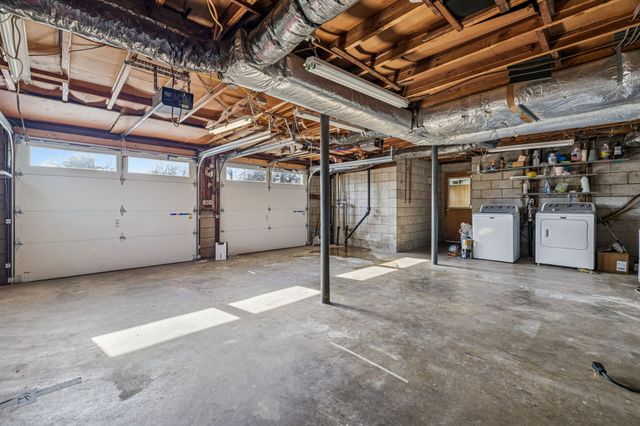 1928 Valley Park Dr, Nashville, TN 37216