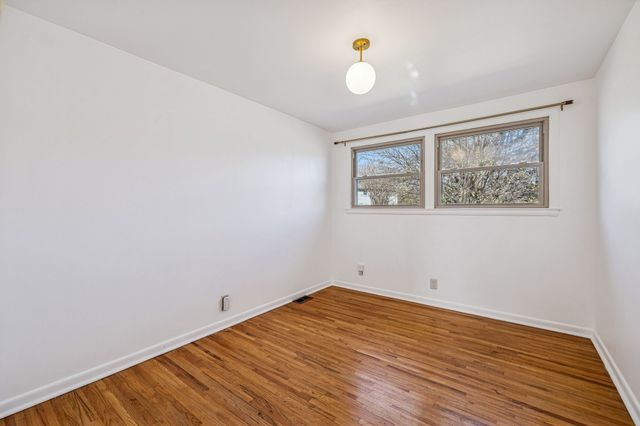 1928 Valley Park Dr, Nashville, TN 37216