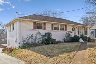 1928 Valley Park Dr, Nashville, TN 37216