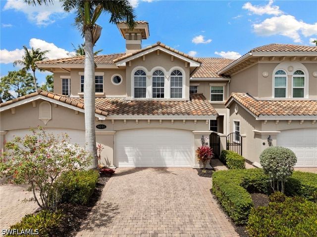 9031 Cherry Oaks TRL 101, Naples, FL 34114