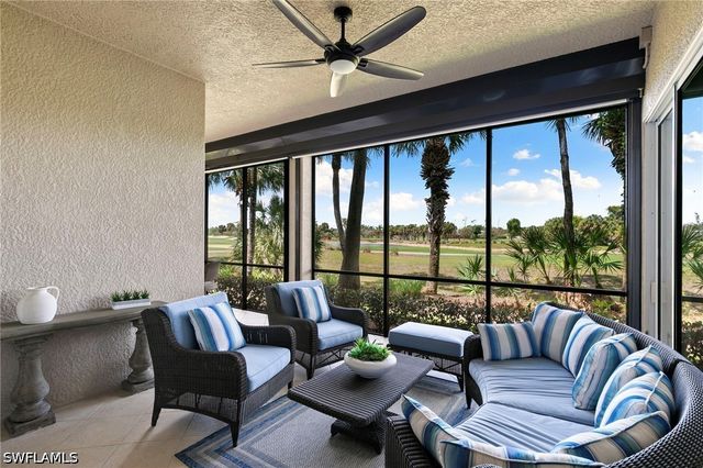 9031 Cherry Oaks TRL 101, Naples, FL 34114