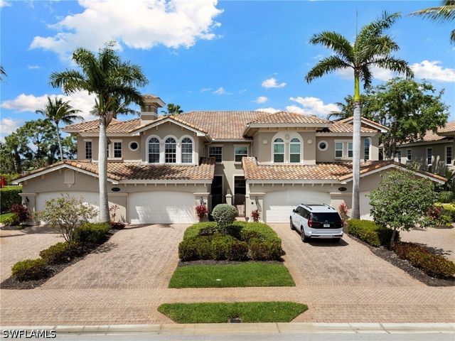 9031 Cherry Oaks TRL 101, Naples, FL 34114