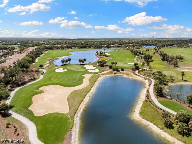 9031 Cherry Oaks TRL 101, Naples, FL 34114