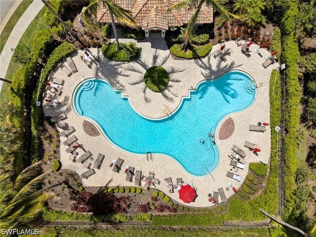 9031 Cherry Oaks TRL 101, Naples, FL 34114