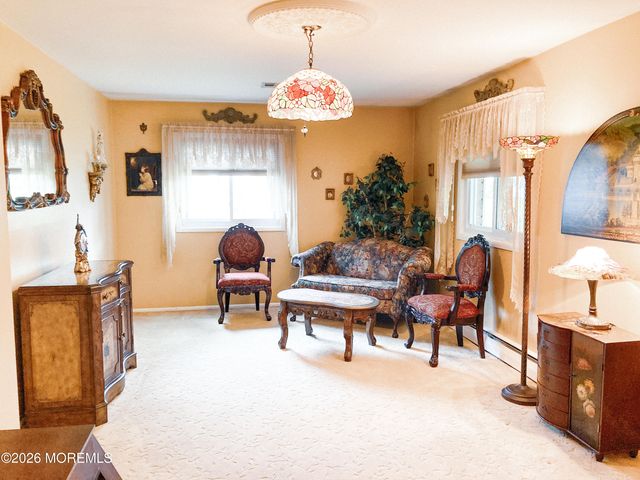 4 C Robin Street, Manchester, NJ 08759