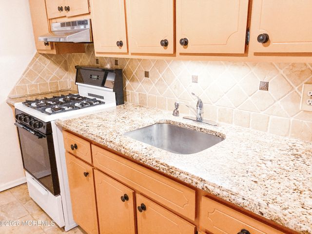 4 C Robin Street, Manchester, NJ 08759