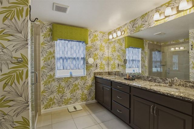 16742 ABBEY HILL COURT, Clermont, FL 34711