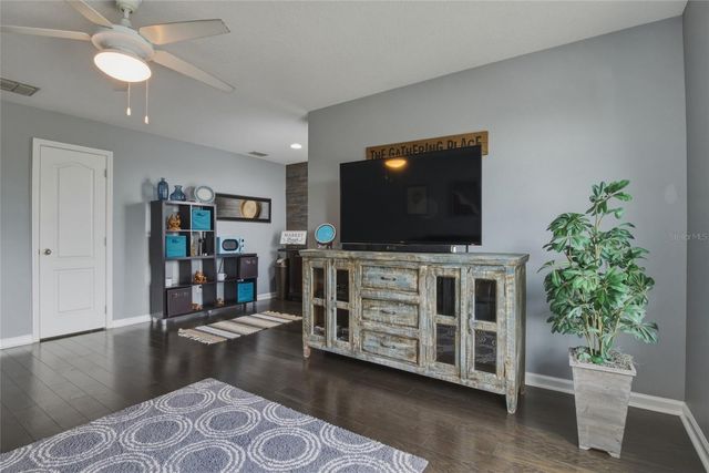 16742 ABBEY HILL COURT, Clermont, FL 34711