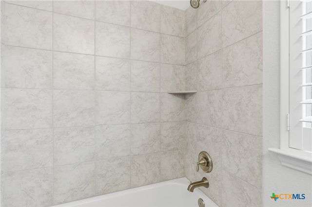 225 Diamondback Drive, Georgetown, TX 78628