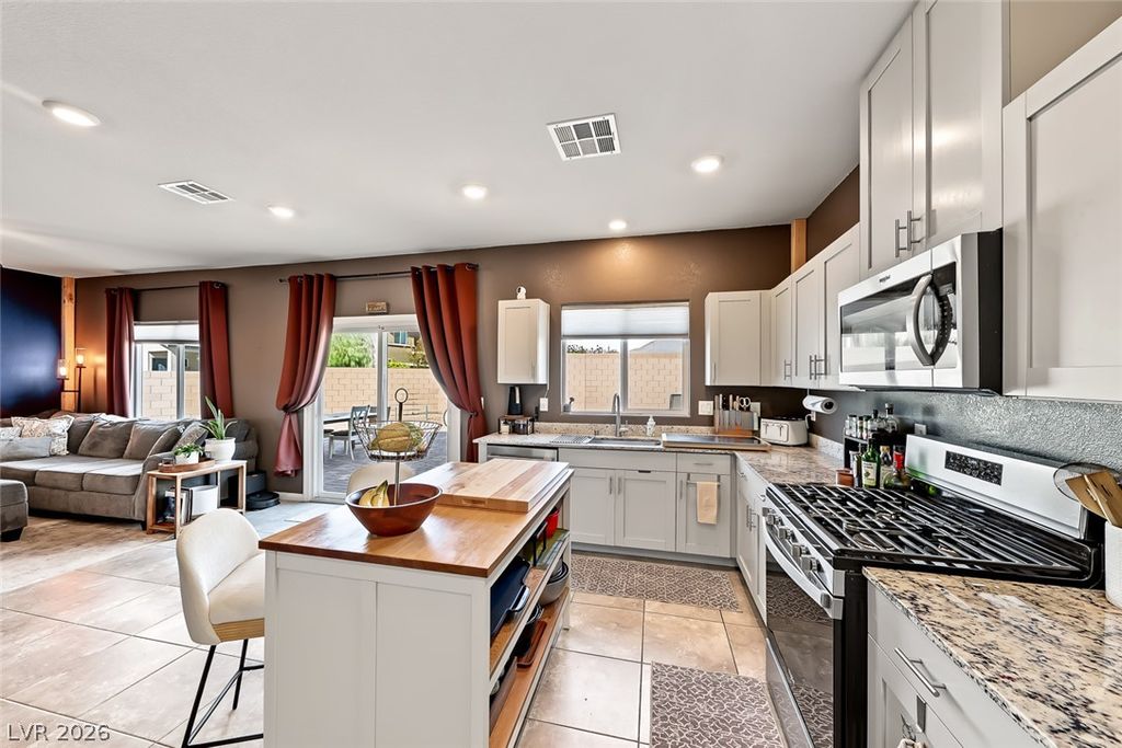 3848 Berenices Avenue, North Las Vegas, NV 89084 — photo 4