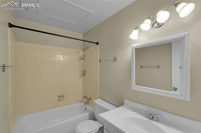 7644 Lexington Manor Drive, Colorado Springs, CO 80920