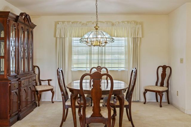 24257 N Pearl Rd, Acampo, CA 95220