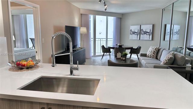 17375 Collins Avenue 2003, Sunny Isles Beach, FL 33160