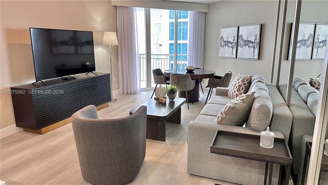 17375 Collins Avenue 2003, Sunny Isles Beach, FL 33160
