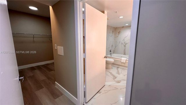 17375 Collins Avenue 2003, Sunny Isles Beach, FL 33160