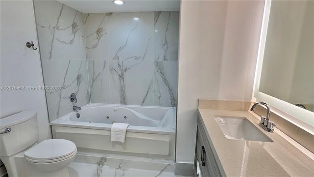 17375 Collins Avenue 2003, Sunny Isles Beach, FL 33160