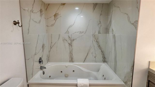 17375 Collins Avenue 2003, Sunny Isles Beach, FL 33160