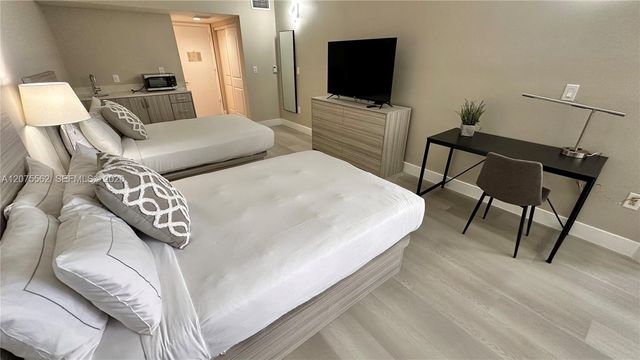 17375 Collins Avenue 2003, Sunny Isles Beach, FL 33160